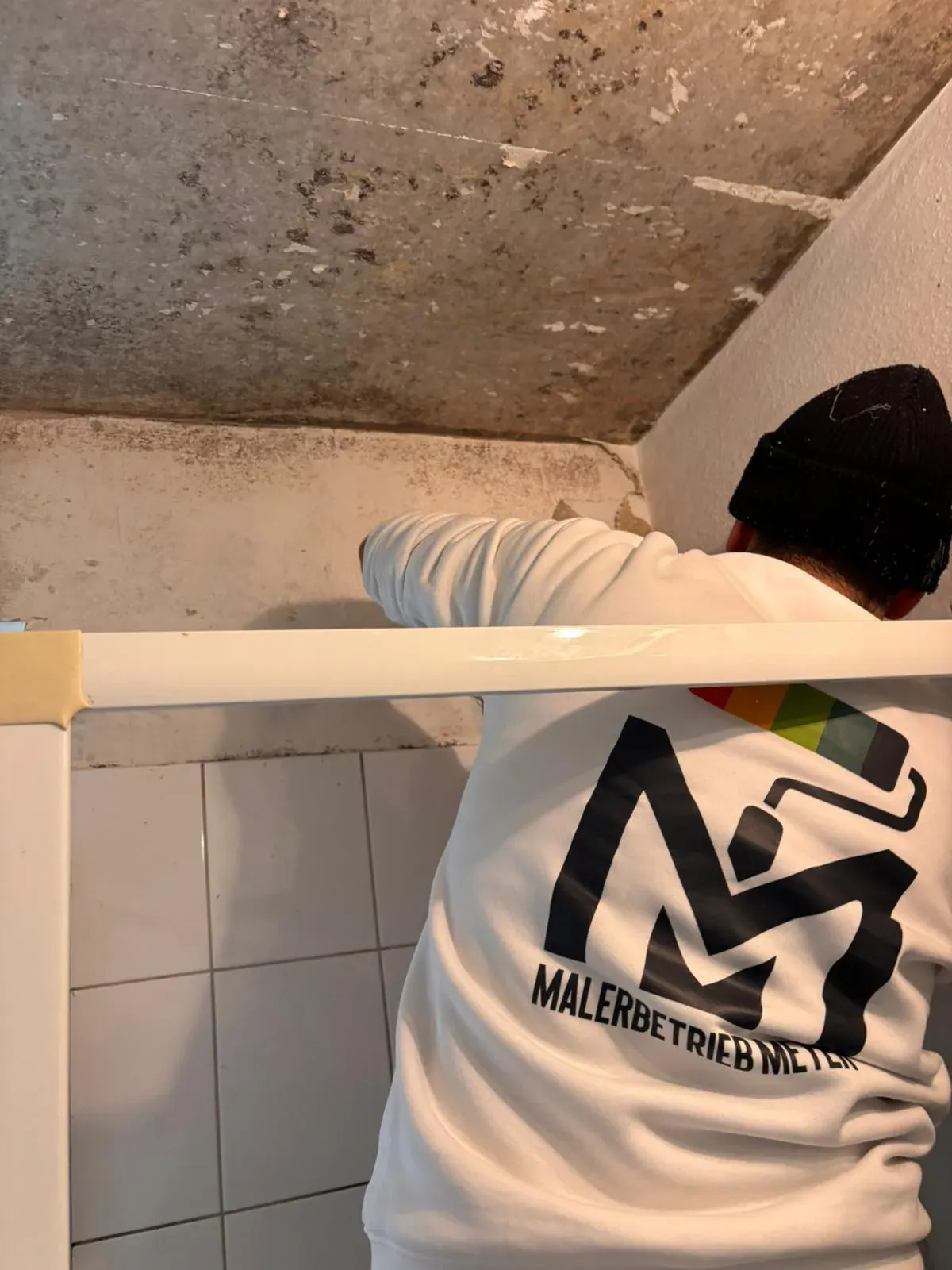 Schimmelsanierung im Badezimmer